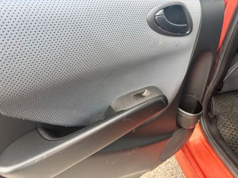 Used 2008 Honda Fit Sport image 7