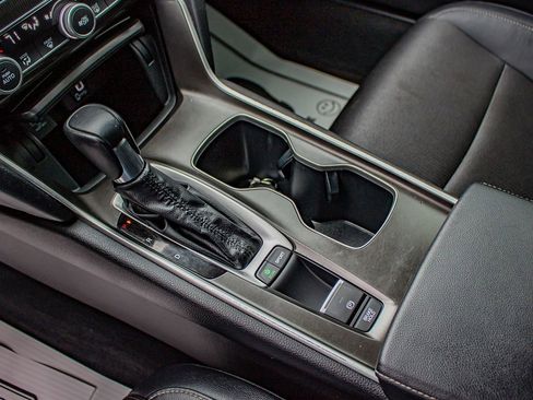 Used 2019 Honda Accord Sport image 27