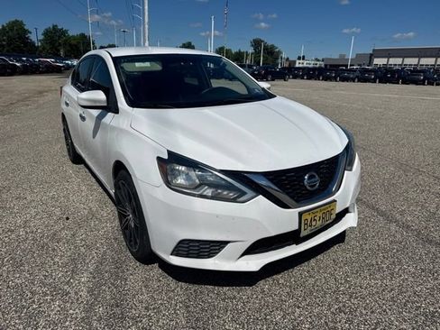 Used 2016 Nissan Sentra SV FWD image 11