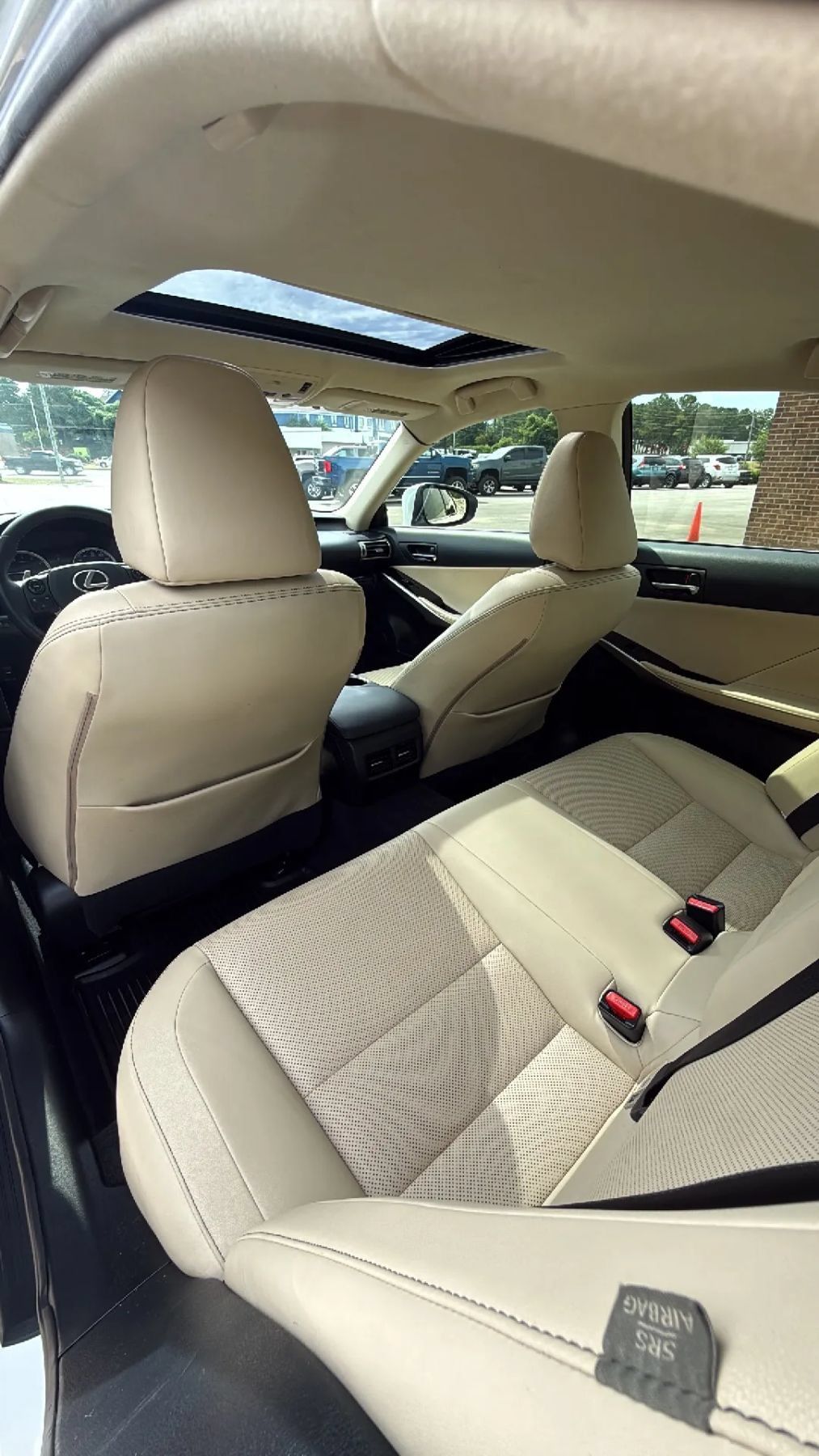 Used 2015 Lexus IS 250 AWD w/ Navigation System Package image 28
