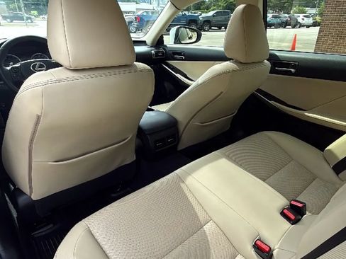 Used 2015 Lexus IS 250 AWD w/ Navigation System Package image 28