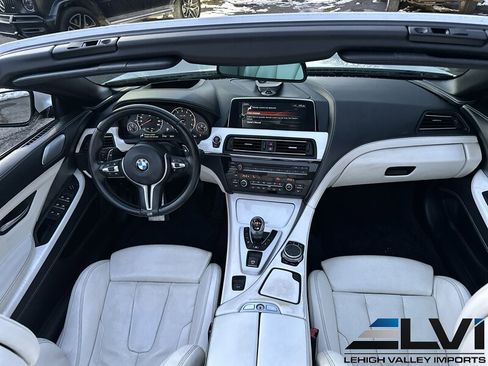 Used 2017 BMW M6 Convertible image 29