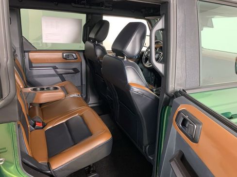 Used 2024 Ford Bronco Outer Banks AWD/4WD image 33