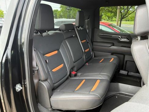 Used 2024 GMC Sierra 1500 AT4 w/ Technology Package AWD/4WD image 27