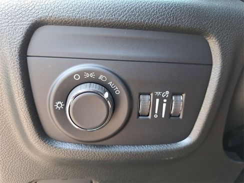 New 2025 Jeep Grand Cherokee L Altitude image 25