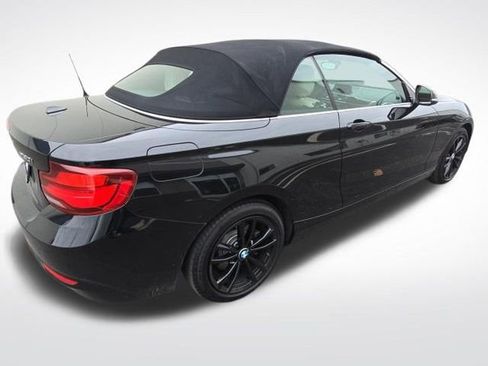 Used 2020 BMW 230i xDrive Convertible w/ Convenience Package image 7