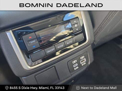 Used 2023 Subaru Ascent Onyx Edition image 15