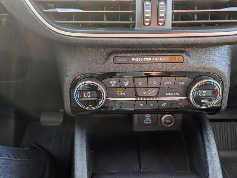 Used 2021 Ford Escape SEL AWD/4WD image 22