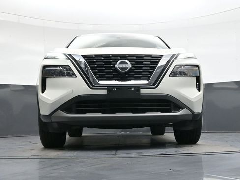 Used 2023 Nissan Rogue SV image 43