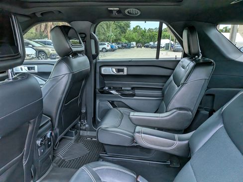 Used 2023 Ford Explorer ST w/ Equipment Group 401A AWD/4WD image 15