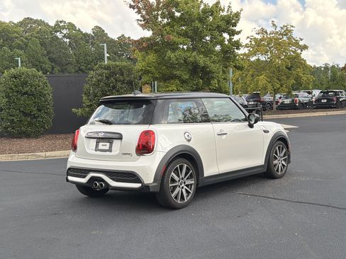 Used 2024 MINI Cooper S FWD image 3