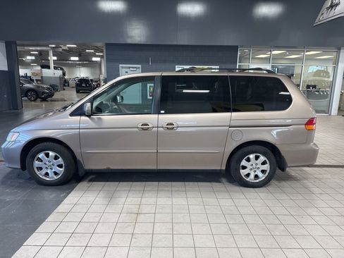 Used 2004 Honda Odyssey EX image 2