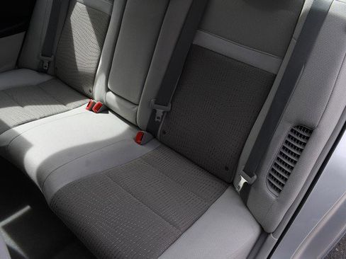 Used 2012 Toyota Camry LE image 22