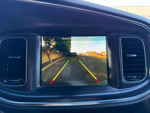 Used 2018 Dodge Charger R/T Scat Pack image 35