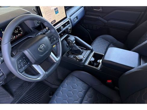 New 2026 Toyota 4Runner 4WD image 10