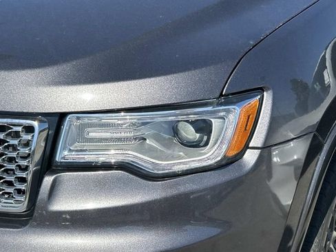 Used 2019 Jeep Grand Cherokee Overland w/ Interior Metal Package AWD/4WD image 7