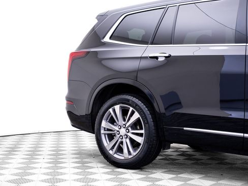Certified 2023 Cadillac XT6 Premium Luxury AWD/4WD image 38