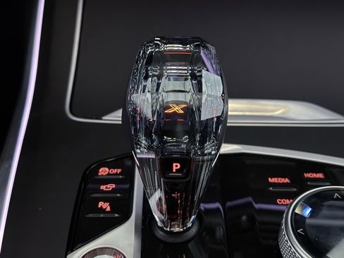 Used 2021 BMW X7 xDrive40i w/ Premium Package 2 image 44