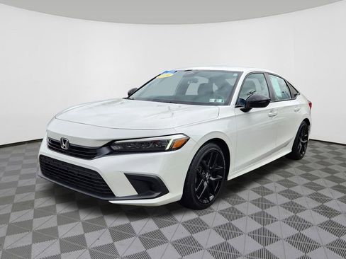 Used 2024 Honda Civic Sport image 2