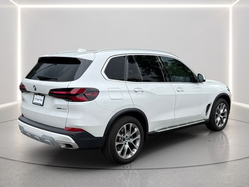 Used 2026 BMW X5 xDrive40i AWD/4WD image 5
