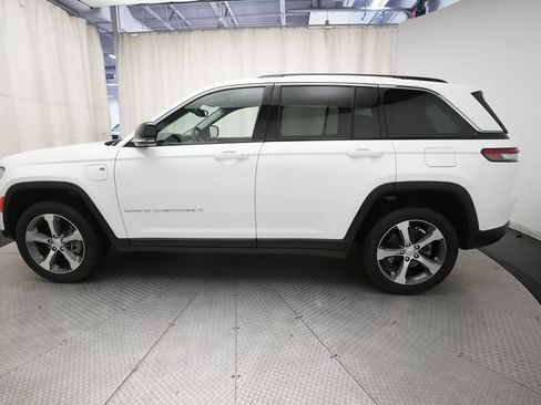 Used 2023 Jeep Grand Cherokee 4WD 4xe image 22