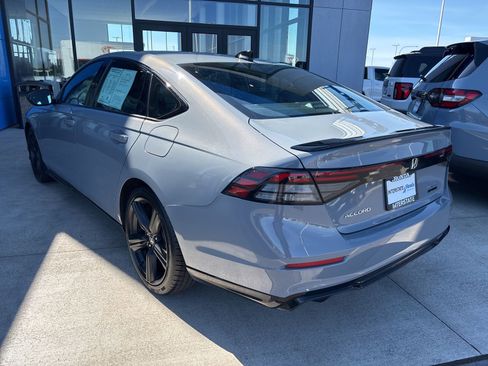 Used 2024 Honda Accord Sport image 7