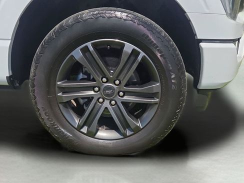 Used 2022 Ford F150 Lariat w/ Equipment Group 502A High AWD/4WD image 19