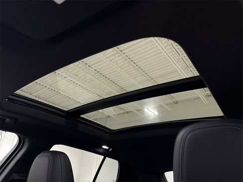 New 2026 Chevrolet Equinox EV LT w/ Convenience Package II image 19