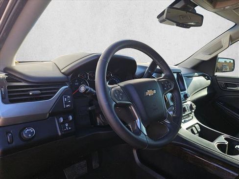 Used 2018 Chevrolet Suburban LT w/ LT Midnight Edition image 15