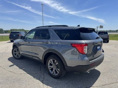 Certified 2023 Ford Explorer XLT w/ Equipment Group 202A AWD/4WD image 6