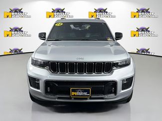 Used 2024 Jeep Grand Cherokee L Overland w/ Trailer Tow Package AWD/4WD video 2
