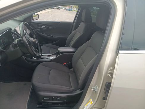 Used 2016 Chevrolet Malibu LT w/ Driver Confidence Package image 14