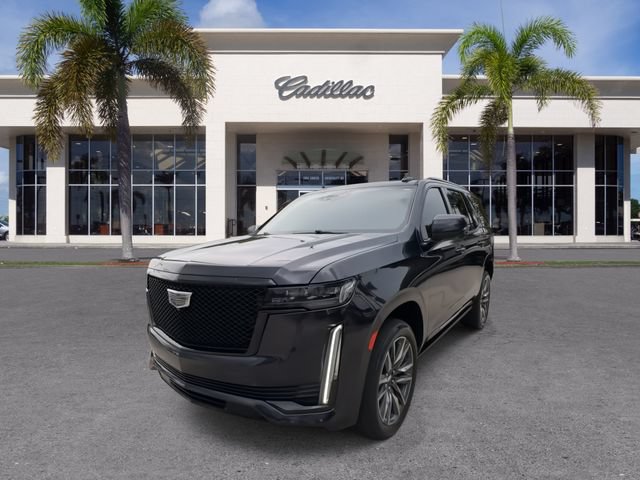 Certified 2022 Cadillac Escalade Sport w/ Touring Package AWD/4WD image 5