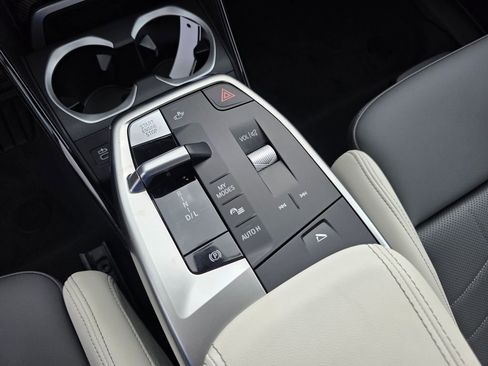New 2026 BMW X1 xDrive28i AWD/4WD image 16
