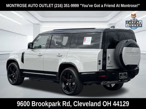 Used 2026 Land Rover Defender 130 X-Dynamic SE AWD/4WD image 6