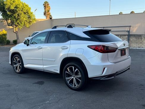 Used 2018 Lexus RX 450h AWD w/ Premium Package image 11