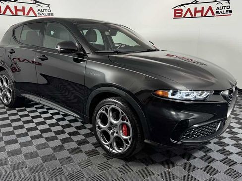 Used 2024 Alfa Romeo Tonale Veloce w/ Active Assist Package AWD/4WD image 9