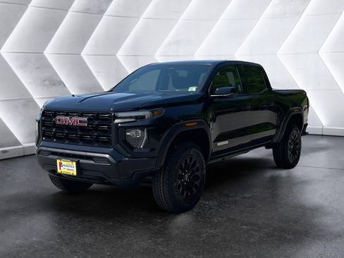 New 2026 GMC Canyon Elevation AWD/4WD image 2