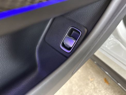 Used 2022 Mercedes-Benz SL 63 AMG 4MATIC image 50