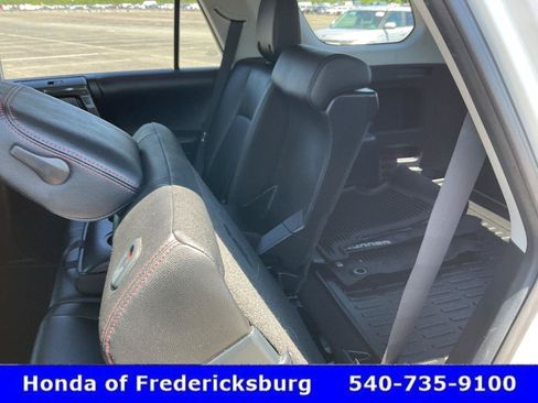 Used 2021 Toyota 4Runner TRD Off-Road Premium w/ Moonroof Package AWD/4WD image 27