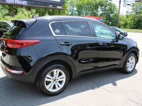 Used 2017 Kia Sportage LX w/ LX Popular Package FWD image 7