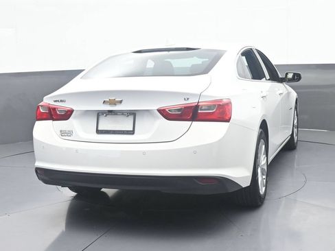 Used 2025 Chevrolet Malibu LT FWD image 5