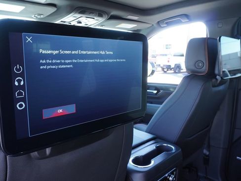 New 2026 GMC Yukon XL AT4 w/ AT4 Premium Plus Package image 11