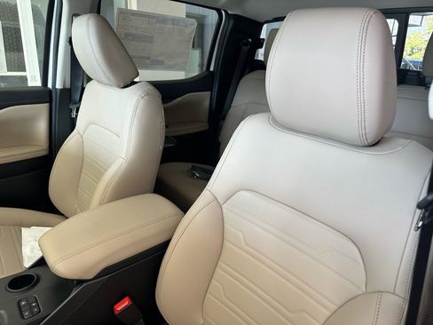 New 2025 Ford Ranger Lariat w/ Chrome Accent Package image 24