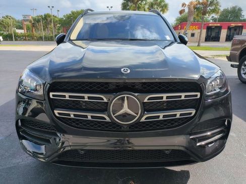 Used 2023 Mercedes-Benz GLS 450 4MATIC image 2