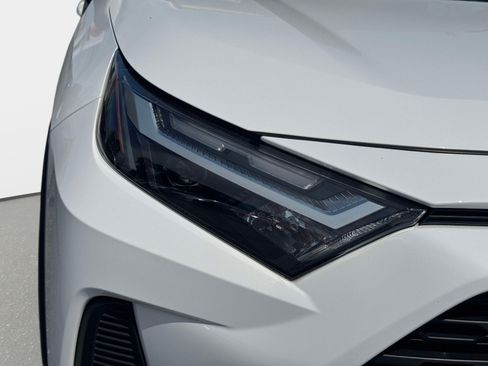 Certified 2023 Toyota RAV4 LE AWD/4WD image 8