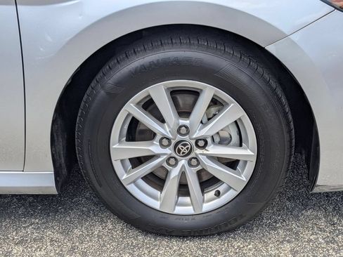 Used 2025 Toyota Camry LE FWD image 29