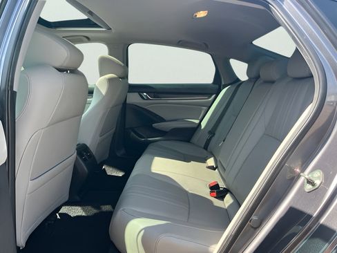 Used 2019 Honda Accord EX-L image 29