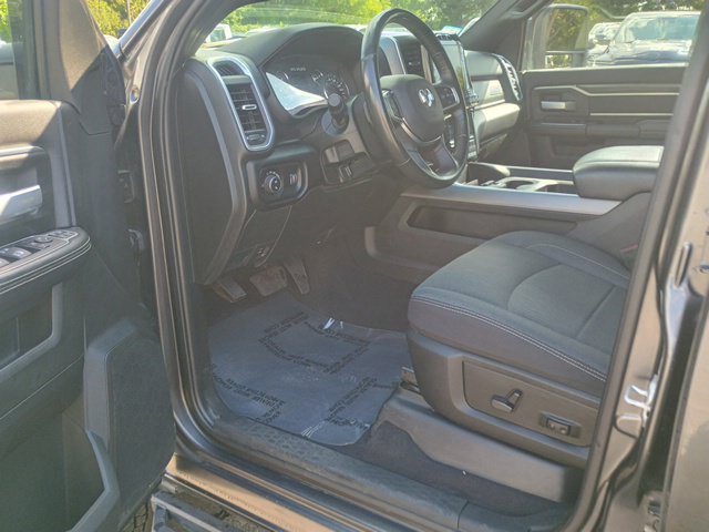 Used 2024 RAM 2500 Big Horn w/ Sport Appearance Package AWD/4WD image 25