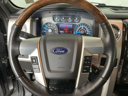 Used 2013 Ford F150 Platinum image 16